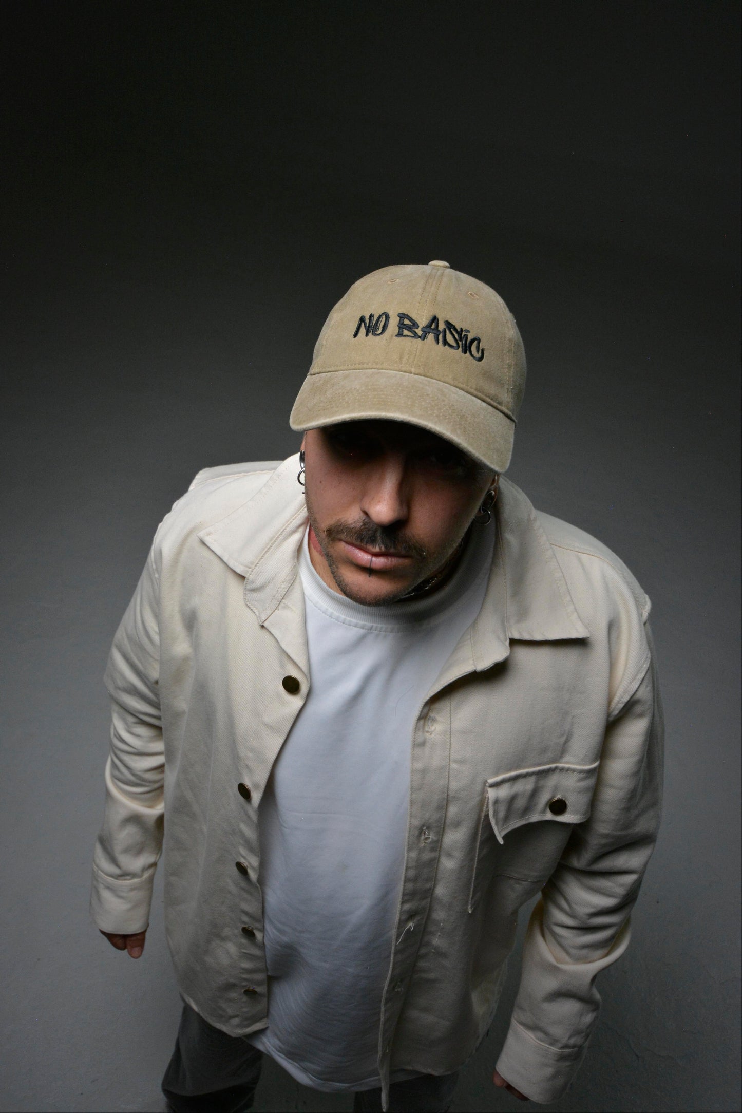 Gorro visera beige