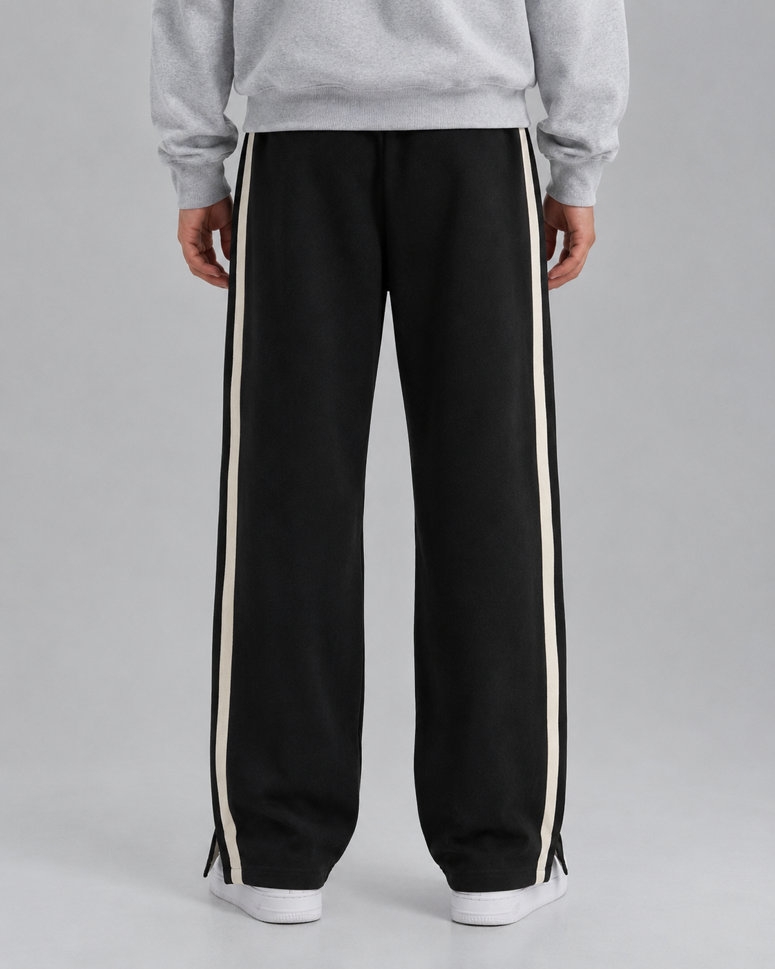 Jogging baggy sand